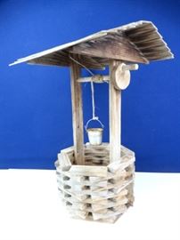 Miniature Wooden Wishing Well Decor