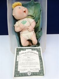 Bradfod Exchange Gardens of Innocence Hope Doll