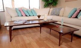 Look at this great mid-century modern coffee table. 