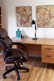 Office desk and lamp for sale.