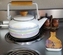 Kitchenwares for sale.