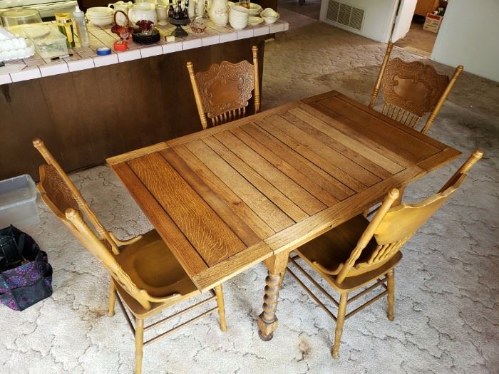 Vintage Dining Table 4 Chairs