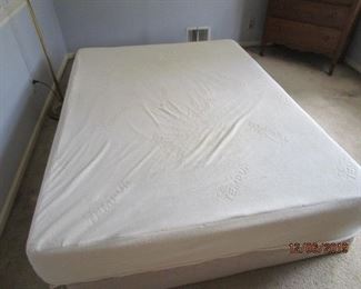 TEMPUR PEDIC FULL SIZE