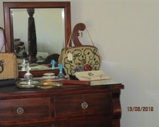 DRESSER WITH MIRROR