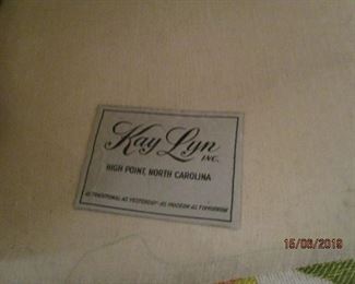 LOVE SEAT LABEL