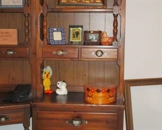 SHIP AHOY NAUTICAL KNOTTED WOOD HUTCH (PART OF BEDROOM SET)