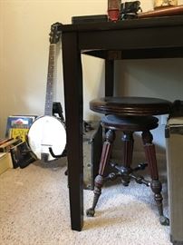Antique piano bench