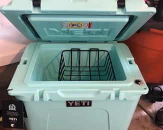 New with tags Yeti cooler!