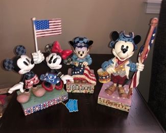 Jim Shore Mickey and Minnie Mouse figurines