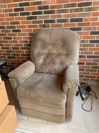 #36 electric lift chair $50.00