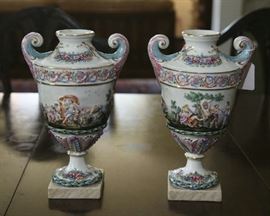 Capodimonte" Pr. Vase/Urn