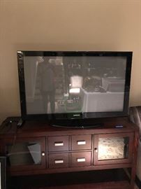tv and entertainment console