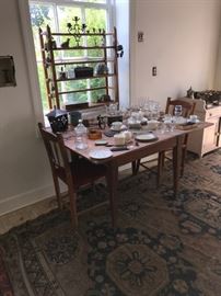 Neat small size farm table and  decorative accessories 