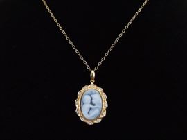 14k Yellow Gold Diamond Accented Mother Child Cameo Pendant Necklace