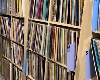 R E C O R D S  !  About 1600