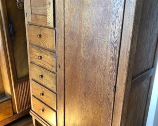 Nice armoire/dresser 