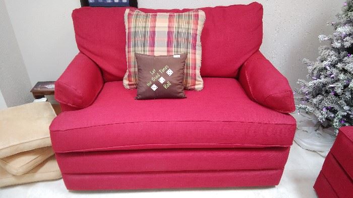 La -Z- Boy love seat