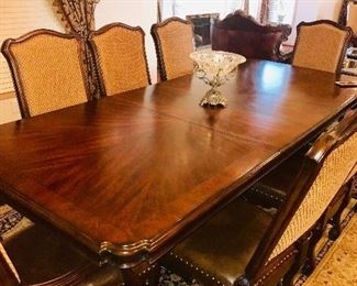 GORGEOUS FORMAL DINING TABLE AND 8 CHAIRS