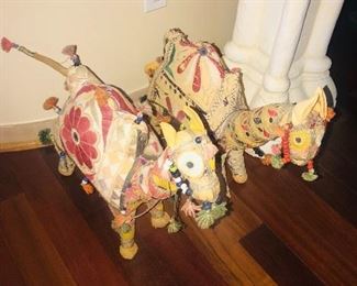 HAND-CRAFTED CAMEL FIGURINES
