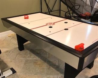 AIR HOCKEY TABLE