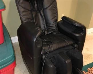 JOHNSON LEATHER MASSAGE CHAIR