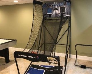 SPORTCRAFT STEPBACK 3 DOUBLE BASKETBALL HOOP 