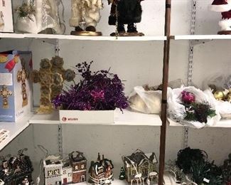 BEAUTIFUL HOLIDAY DECORATIONS