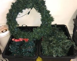 WREATH AND CHRISTMAS LIGHTS