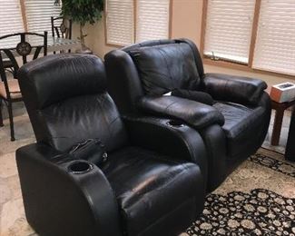 BLACK LEATHER THEATER CHAIRS