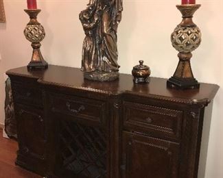 BEAUTIFUL BUFFET WITH WINE RACK