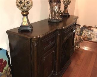 BEAUTIFUL BUFFET WITH WINE RACK