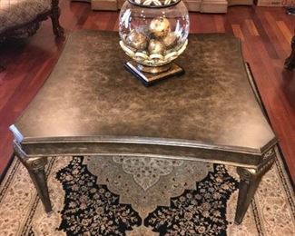 BEAUTIFUL COFFEE TABLE 