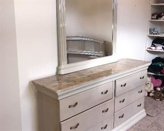 KING SIZE BEDROOM SET