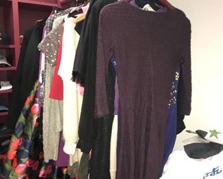 WOMENS CLOTHING / SHOES AND ACCESSORIES