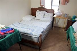 Full Size Bed & Mattress Set