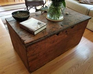 antique trunk/coffee table