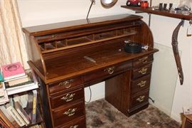 roll-top desk
