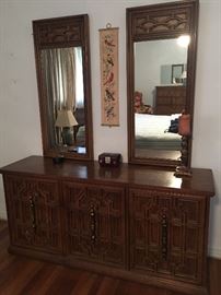 Large Dresser with Double Mirrors
    By Bassett Furniture