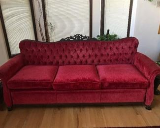 Victorian Pullman Sofa Sleeper
