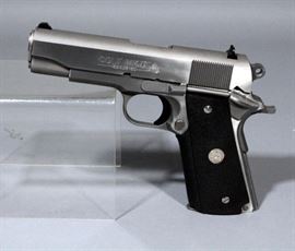 Colt MK IV Series 80 Combat Commander 45 Auto Pistol SN# FC33944 In Hard Case