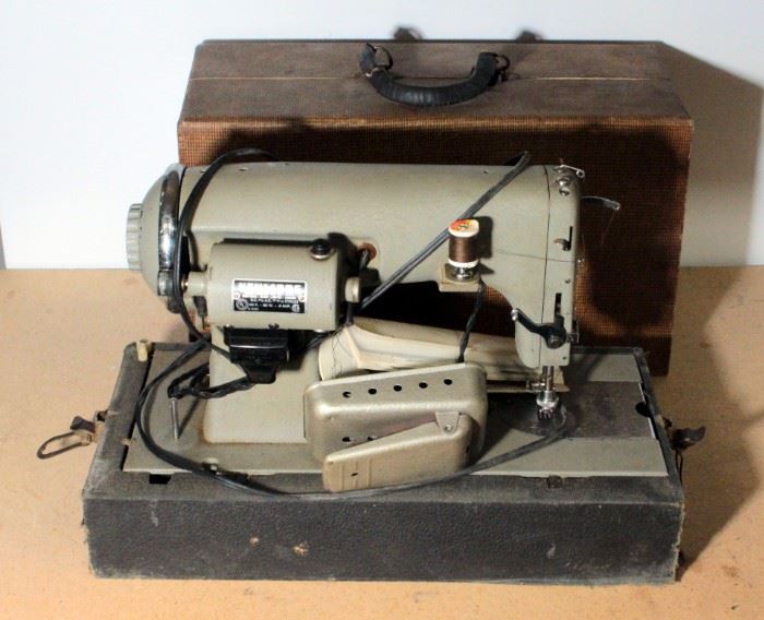 Kenmore Series 58 Portable Sewing Machine With Case, Powers On