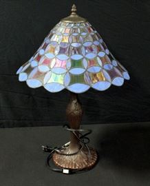 Tiffany Style Table Lamp, 23"H, Powers On