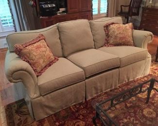 Beautiful Ethan Allen upholstered sofa