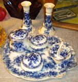 Flow blue dresser set