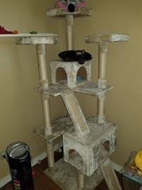 Large cat tower