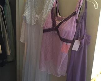 Women's clothes - size small.