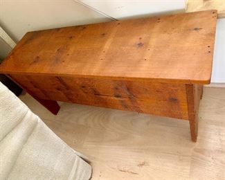 Small pine bench with storage