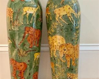 2 animal vases (back)