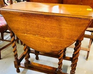 Antique Oak Drop Leaf Barley Twist Legs Table