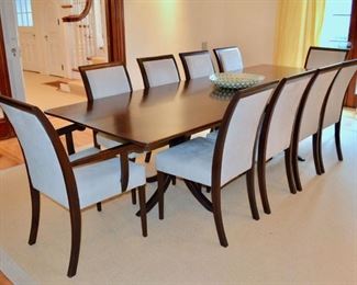 Pompanoosuc Mills dining table with 10 chairs